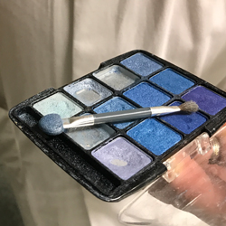 Théval Blanc maquillage