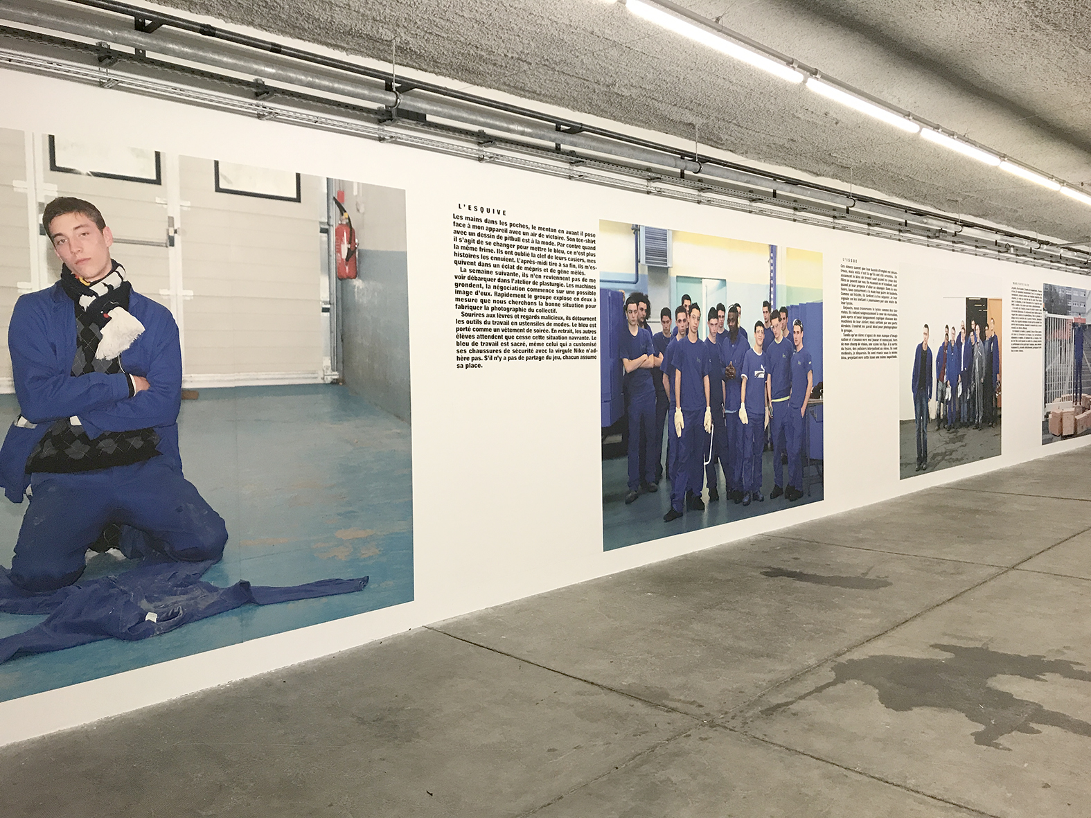 Arnaud Théval Les bleus des lycéens (2021), La friche La belle de Mai, Marseille.