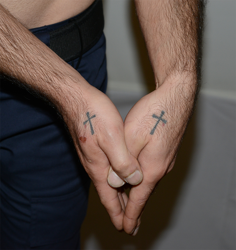 Theval tatouages surveillants de prison