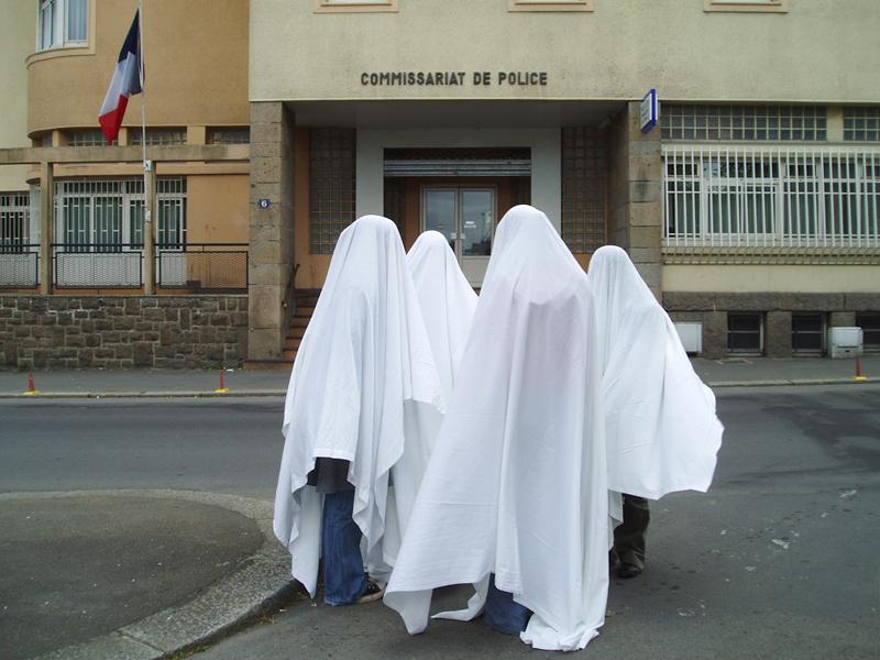 Manifestement (2005), format variable.
