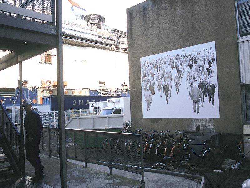 Proximités (2001), détail des pièces installées dans les chantiers de l'Atlantique.