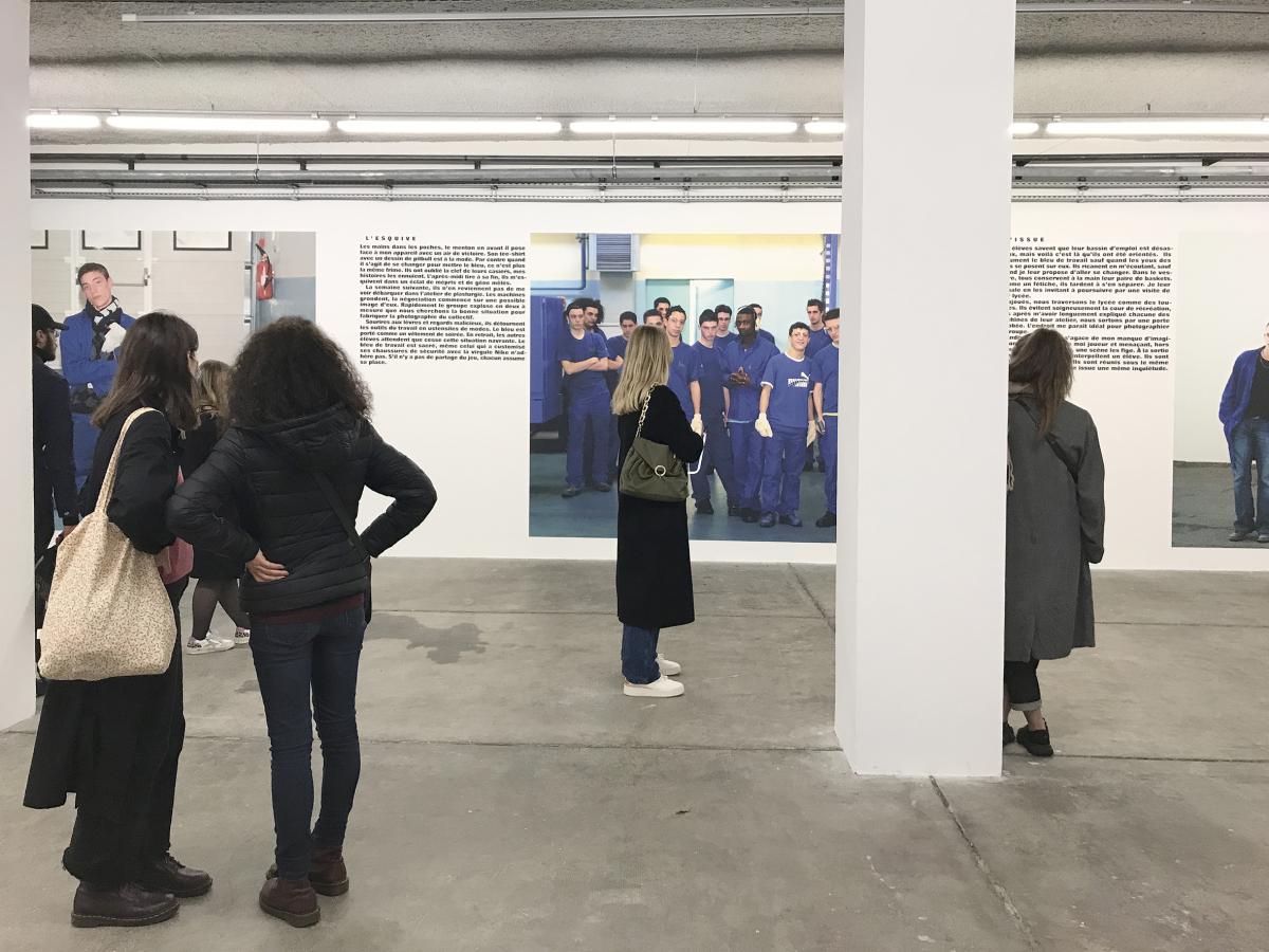 Arnaud Théval Les bleus des lycéens (2021) Lieux Fictifs, Friche la Belle de Mai, Marseille.