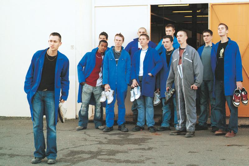 THEVAL MOI LE GROUPE